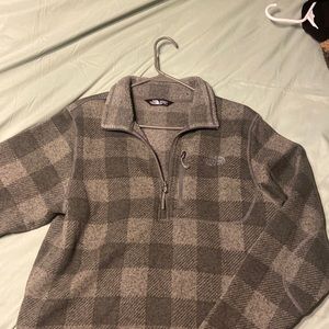 The North Face 1/4 zip fleece pullover